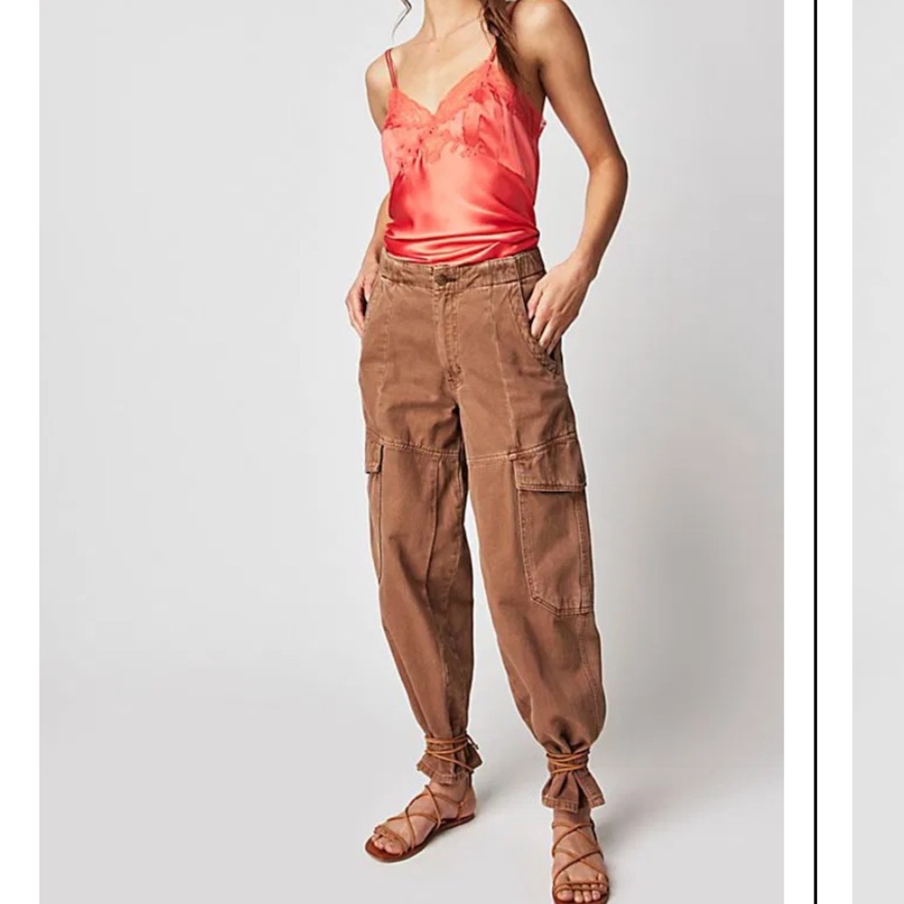 NWOT We The Free New School Cargo jeans